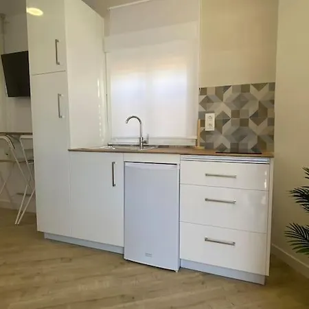 Apartment Coqueto Mini Piso / Estudio/ 20 Metros / Playa / Wifi *